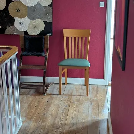 Spacious Midttown Gram